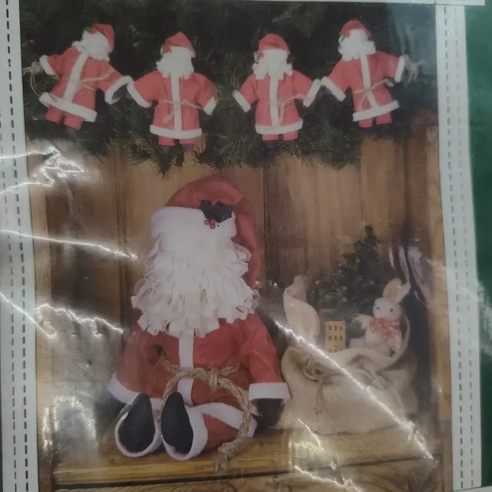 Santa and Company Doll Patterns 1987 Vintage  Hearts Content‎ Crafting Christmas